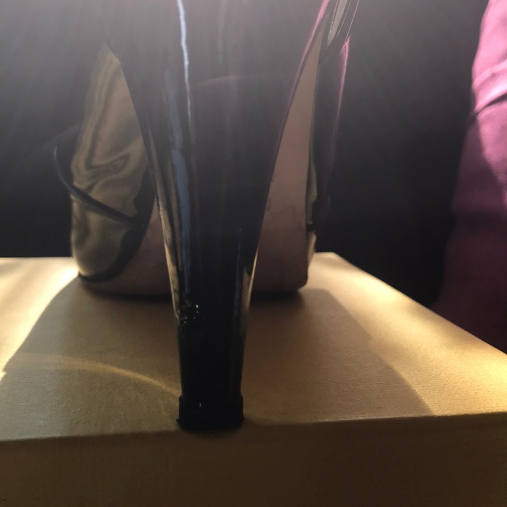 FENDI SHOES. - Picture 6 of 6
